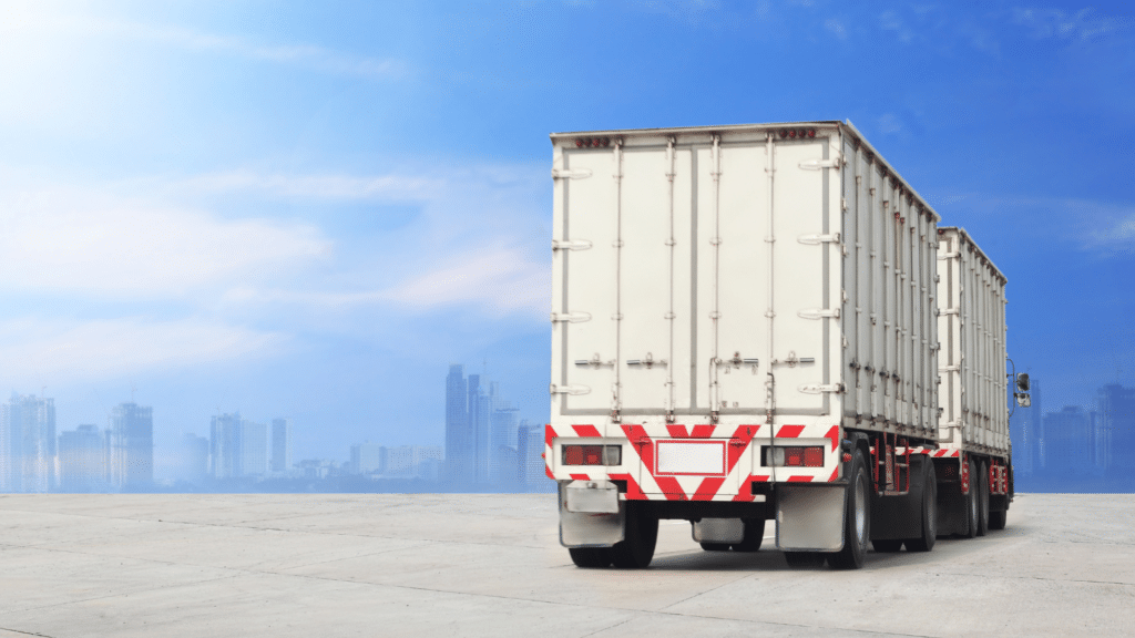 enclosed car-truck transport