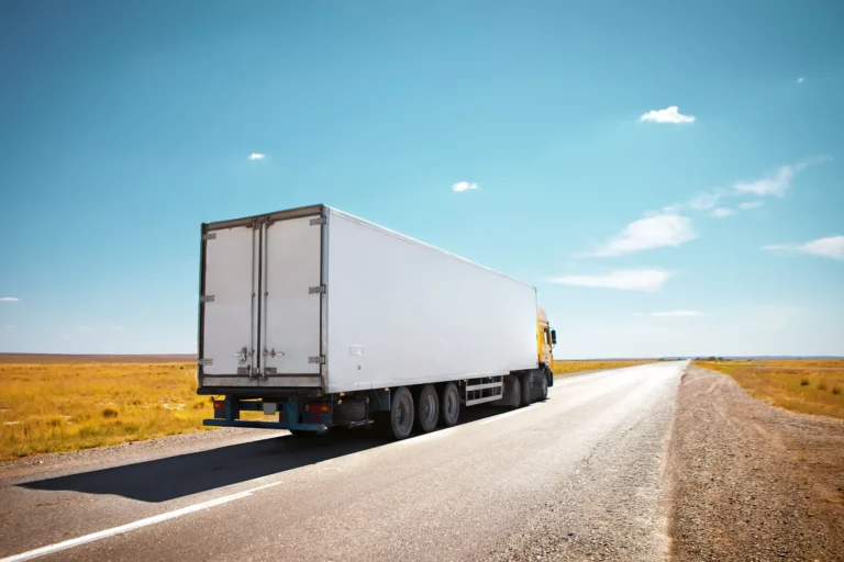 Buying and Shipping Cars Across Borders: USA to Canada and Vice Versa