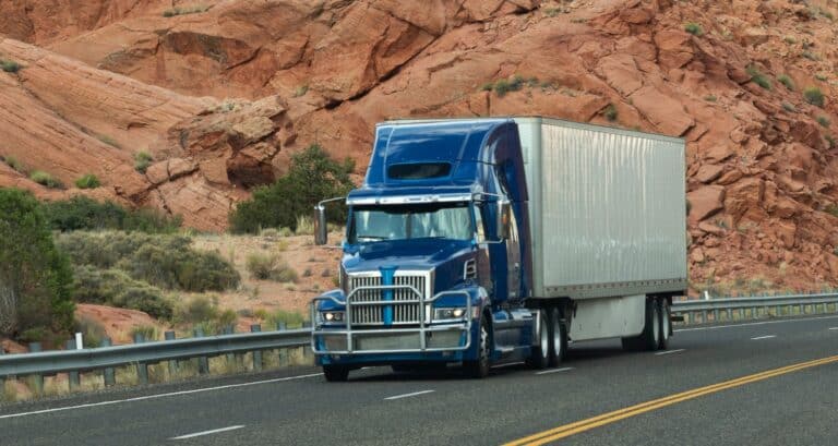 How to Track Your US-Canada Vehicle Shipping